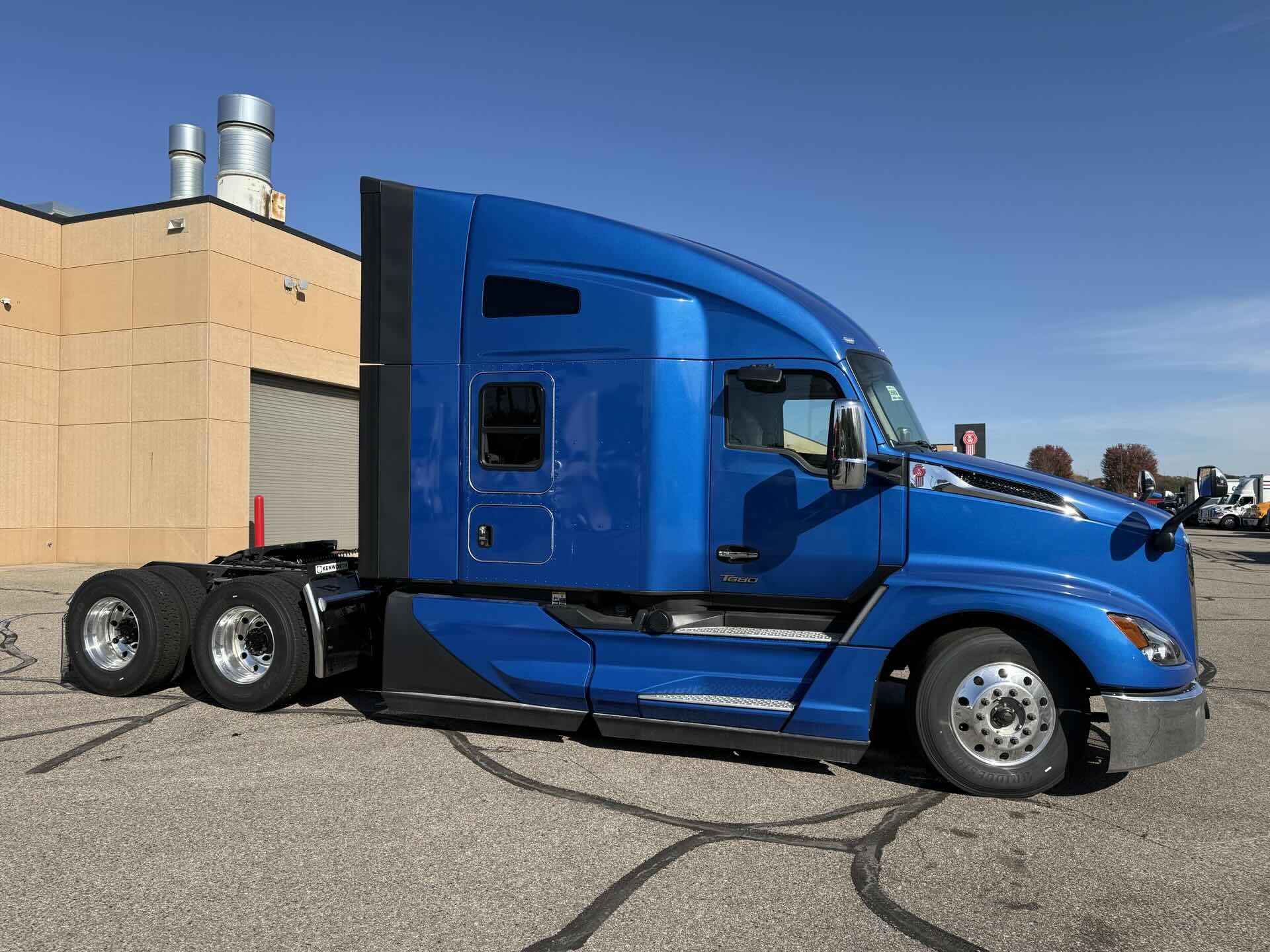 2027 Kenworth T680