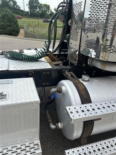 2014 Freightliner CA113DC