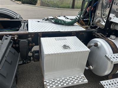 2014 Freightliner CA113DC