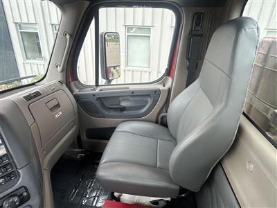 2014 Freightliner CA113DC