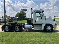 2015 Freightliner Cascadia 125