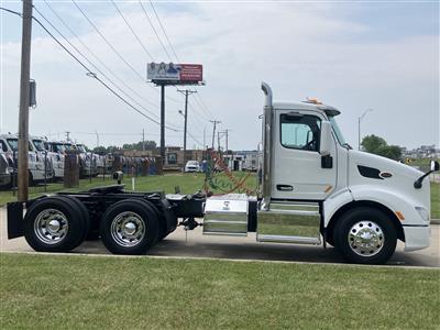 2017 Peterbilt 579