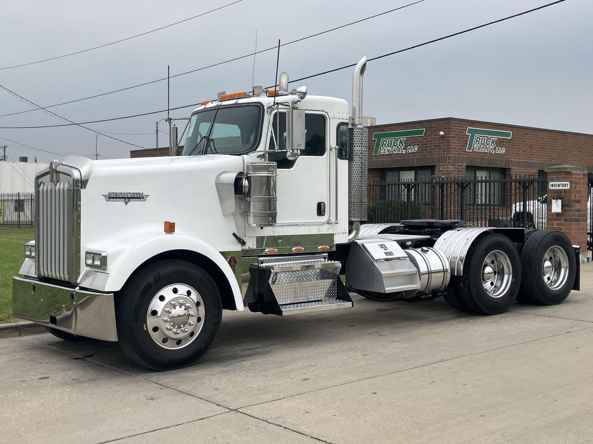 2006 Kenworth W900