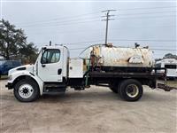 2003 Freightliner M2