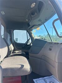 2012 Freightliner CASCADIA