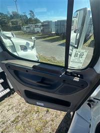 2012 Freightliner CASCADIA