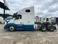 2012 VOLVO TRUCK VNL