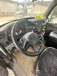 2021 Peterbilt 567