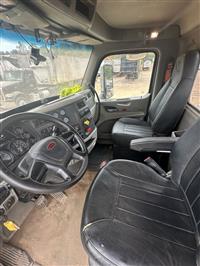 2021 Peterbilt 567