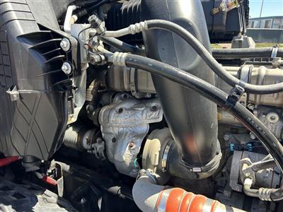 2021 Freightliner CASCADIA 6X4 T/A SLEEPER TRUCK