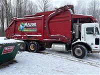 2005 Peterbilt 320