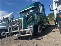 2020 VOLVO TRUCK VNL