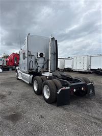 2014 Peterbilt 587