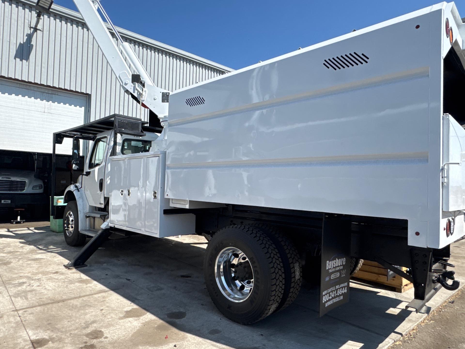 2010 Freightliner M2
