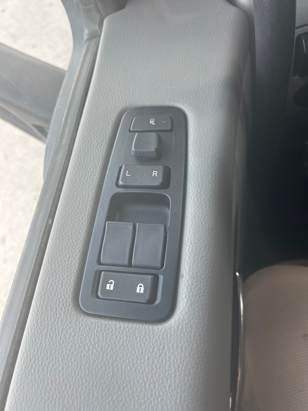 2021 Peterbilt 579 - image 11