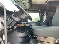 2019 Freightliner CA12564SLP - CA