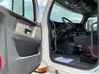 2019 Freightliner CA12564SLP - CA