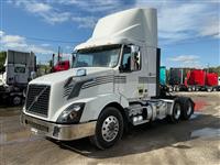 2018 VOLVO TRUCK VNL