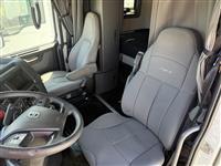 2022 Volvo VNL64T760