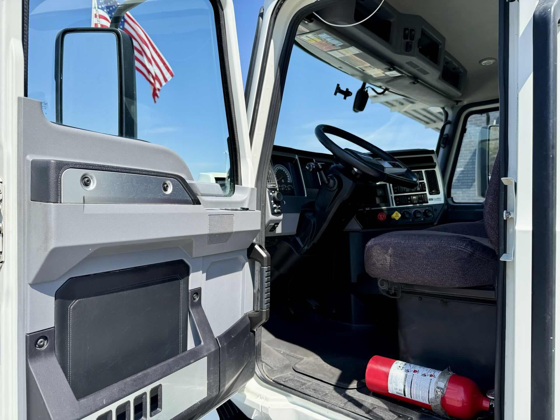 2021 Mack - image 11