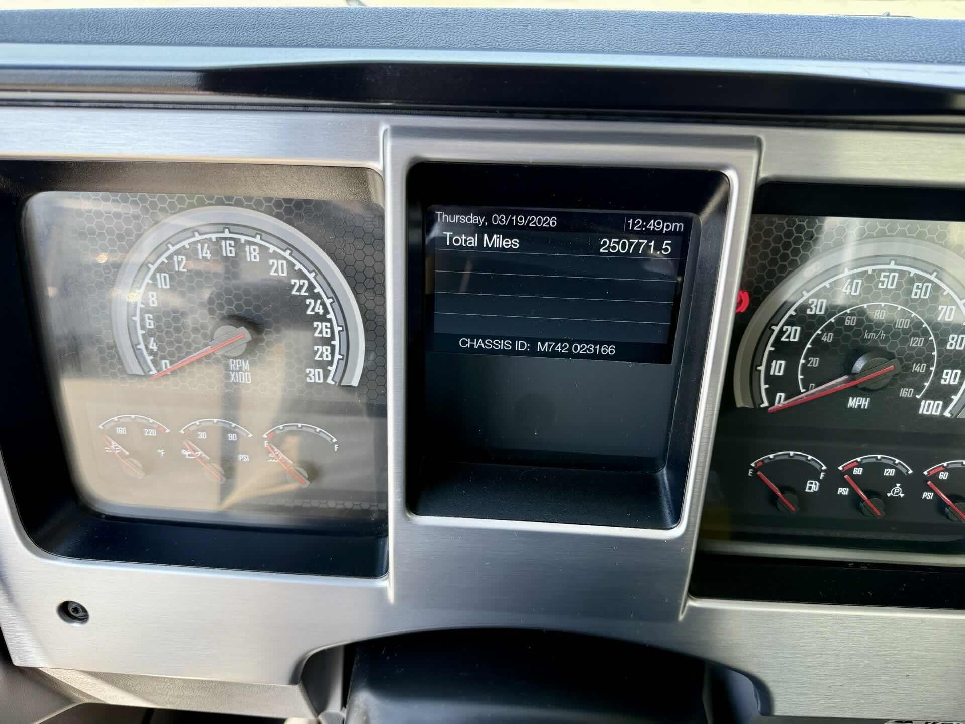 2021 Mack - image 13