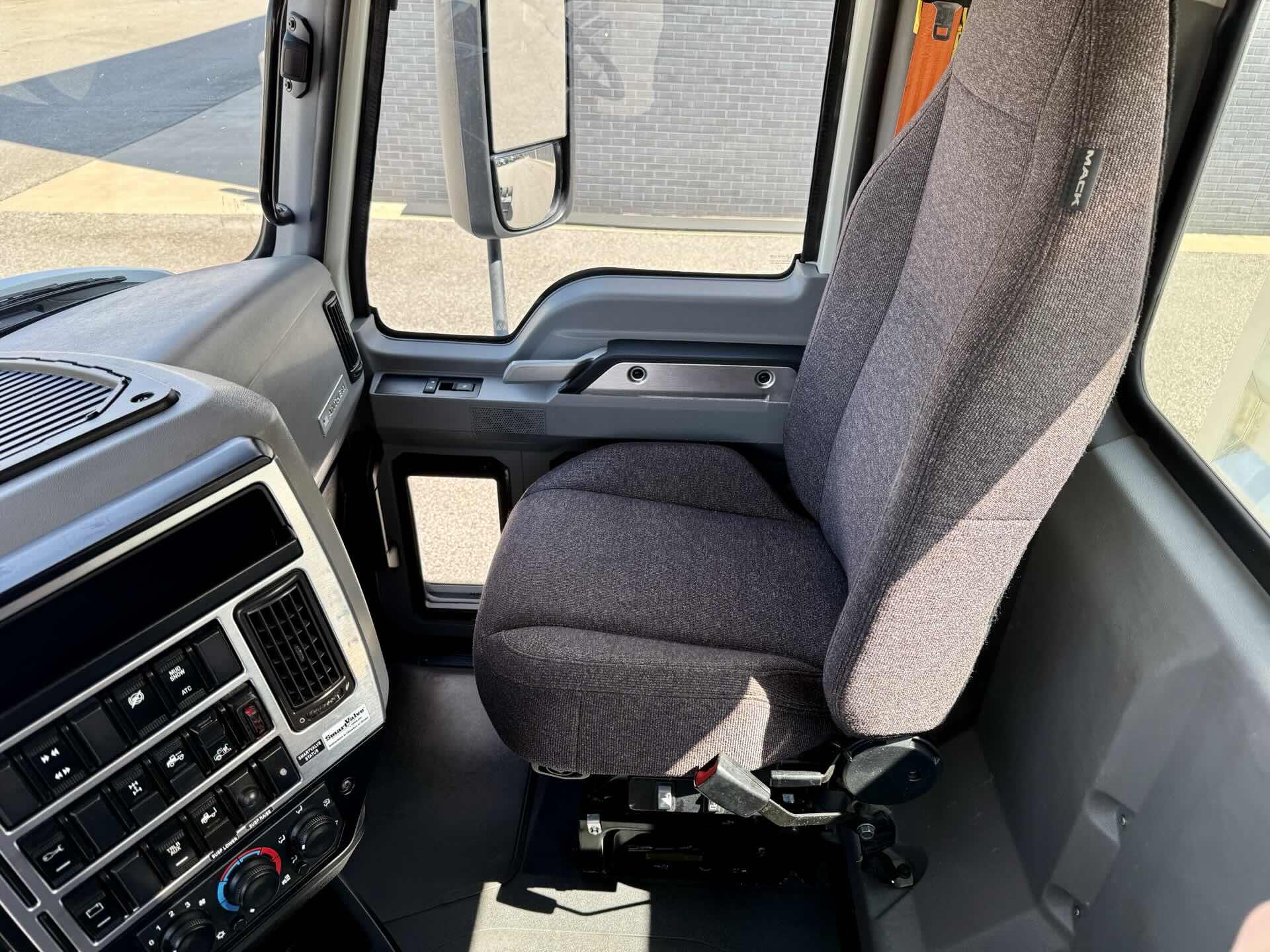 2021 Mack - image 16