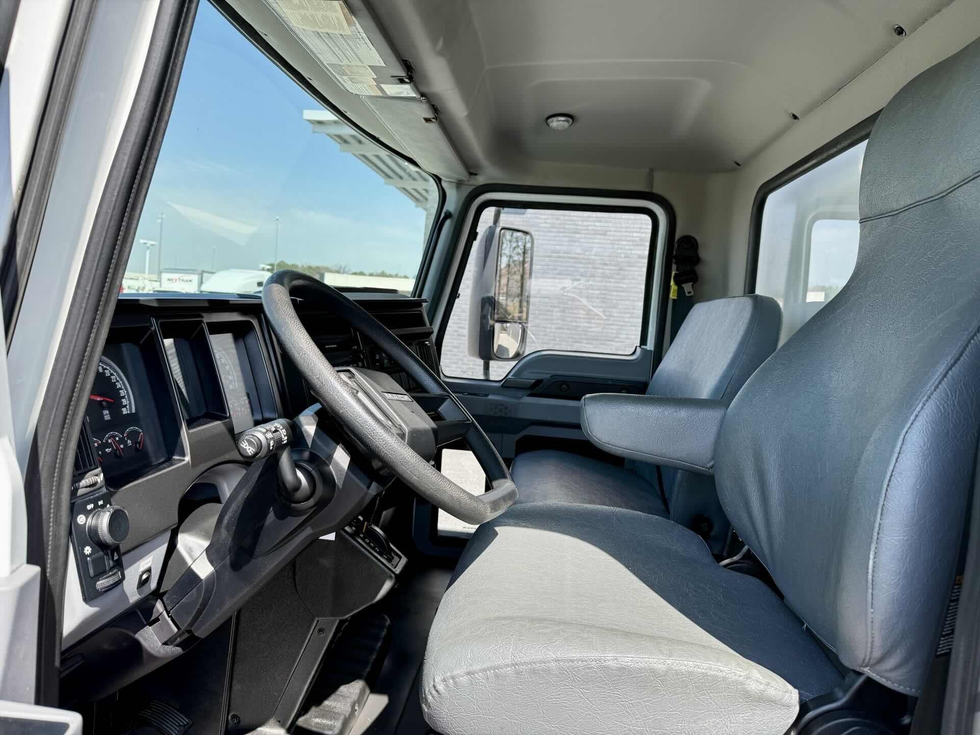 2022 Mack - image 13