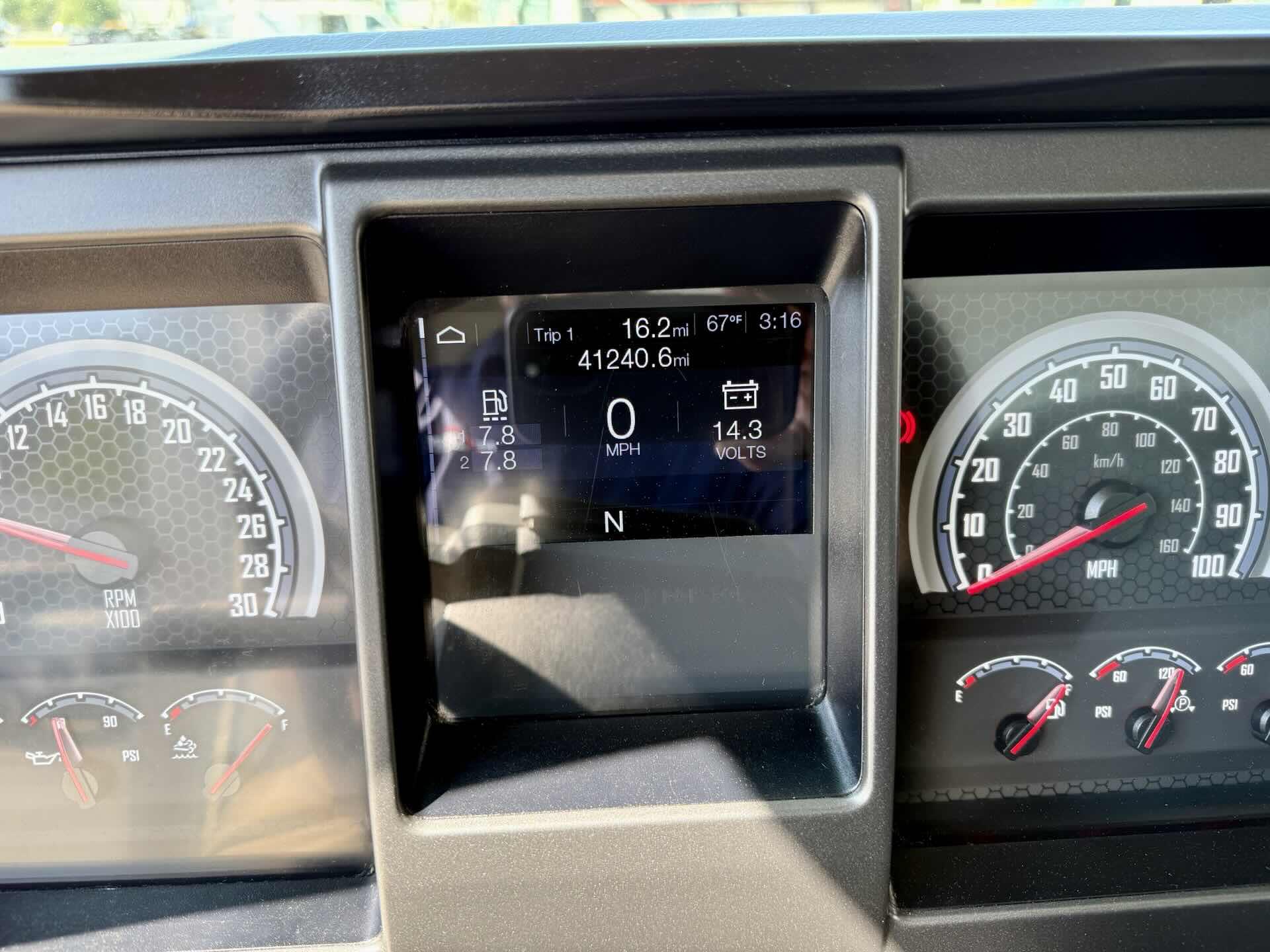 2022 Mack - image 14