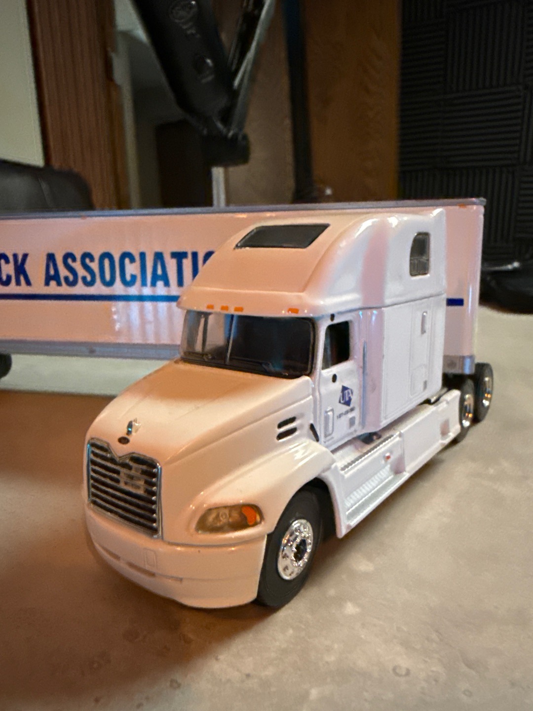 2023 Mack 