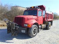 Used 2000 International 4900 4X2 for Sale