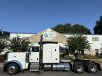 2019 Peterbilt 389