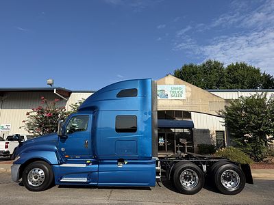 2023 International LT