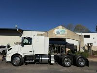 2020 Volvo VNR64T400
