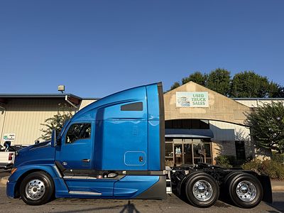2023 Kenworth T680