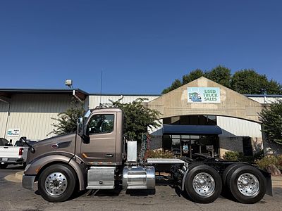2017 Peterbilt 579