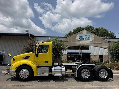 2017 Peterbilt 579