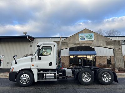 2018 Freightliner CASCADIA 125
