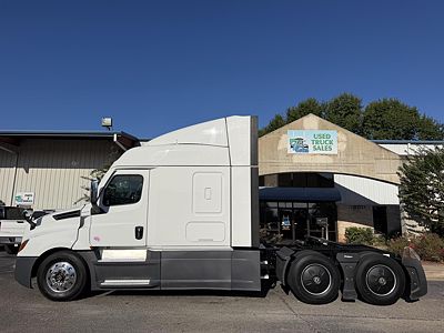 2022 Freightliner CASCADIA 126