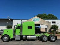 2018 Peterbilt 389