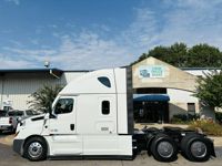 2022 Freightliner CASCADIA 126