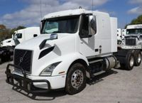 2020 Volvo VNR64T400
