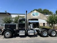 2020 Peterbilt 389