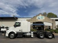 2020 Volvo VNR64T400