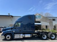 2019 Freightliner CASCADIA 125