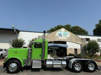 2019 Peterbilt 389