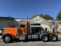 2021 Peterbilt 389