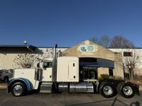 2019 Peterbilt 389