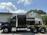 2022 Kenworth T880