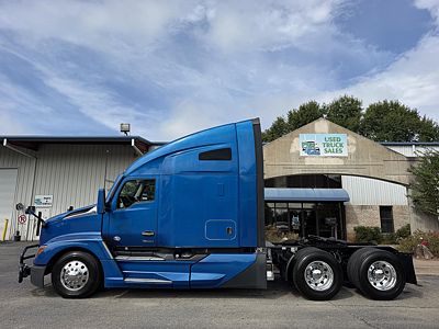 2023 Kenworth T680
