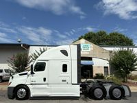 2022 Freightliner CASCADIA 126